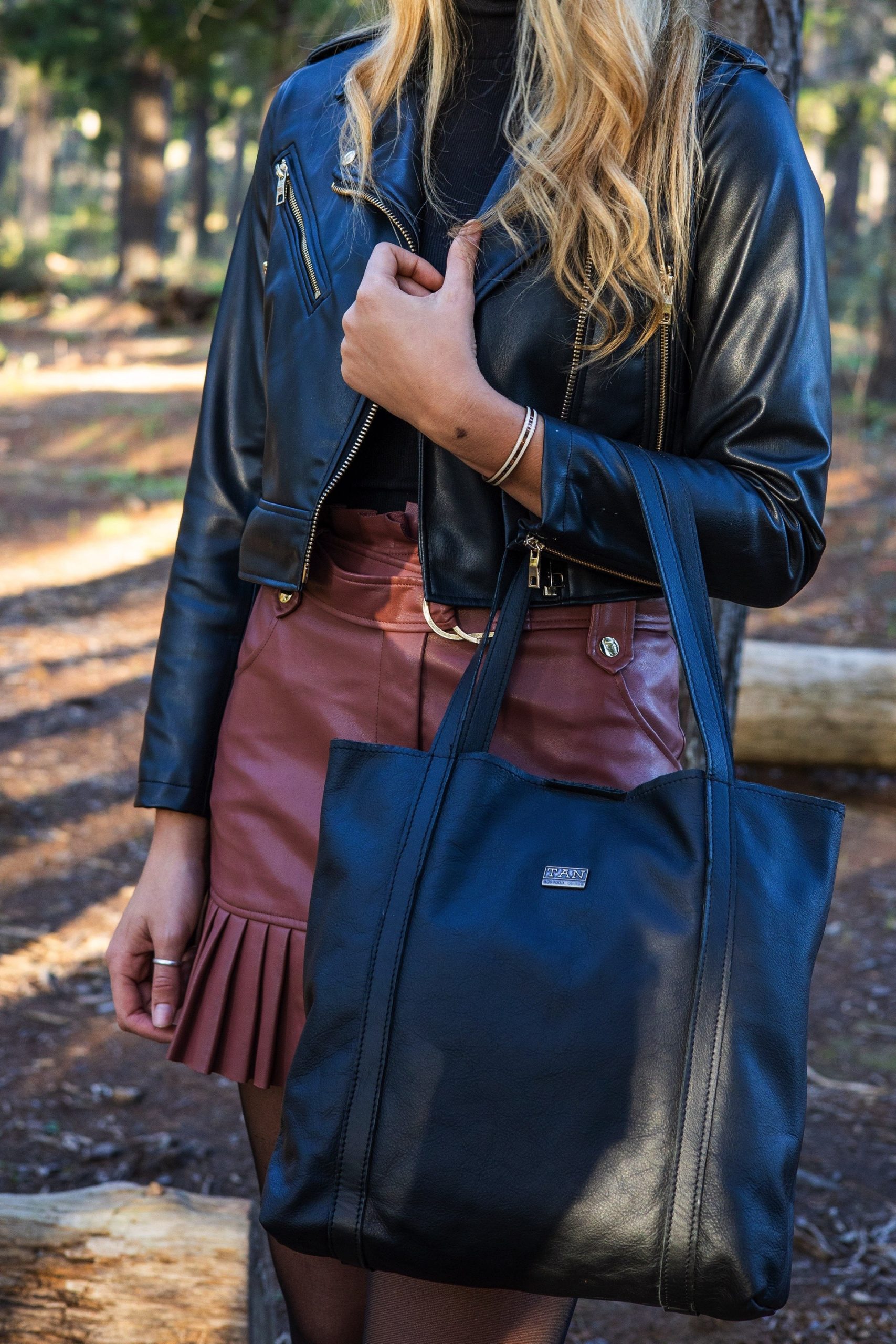 Tan Leather Goods - Judy Leather Handbag - Black