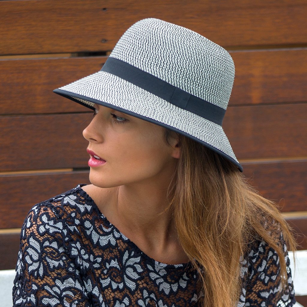 Headwear - Anna Bucket (Black / White)