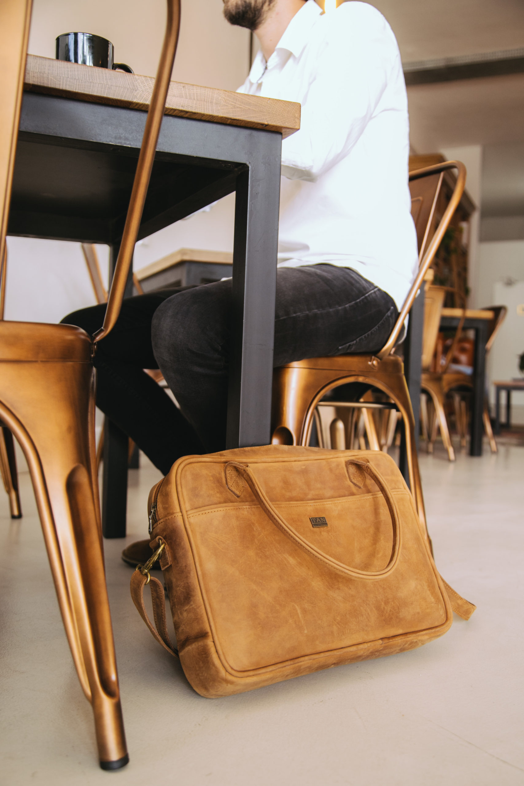 Tan Leather Goods - Bailey Leather Laptop Bag - Tobacco