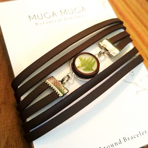 Muga Muga Bracelet / Wrap Around - Dark Brown